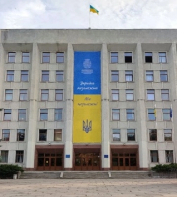 У Полтаві чоловік підпалив себе в будівлі ОВА