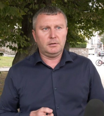 Місяць після ворожого обстрілу: що кажуть жителі луцької багатоповерхівки про відновлення помешкань