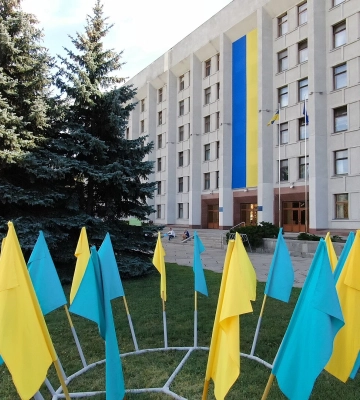 В Полтавской ОВА мужчина облил себя бензином и поджег