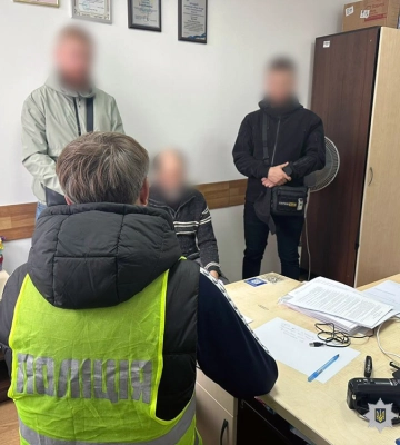 Харківського вчителя підозрюють у розбещенні дітей