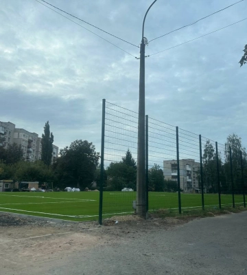 В одному із спальних районів Луцька буде нове футбольне поле. Фото