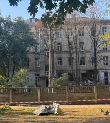 Число загиблих через подвійний удар РФ по лікарні в Сумах зросло до семи – ОВА