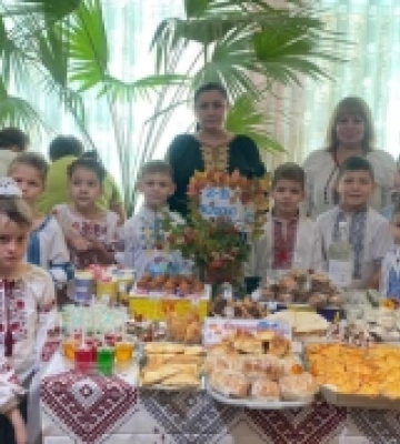 На Кіровоградщині ліцеїсти на благодійному ярмарку зібрали біля 80 тисяч гривень для потреб ЗСУ