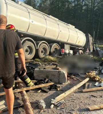 На Рівненщині затримали водія, автоцистерна з газом якого врізалася у блокпост