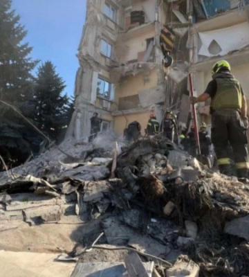 Удар по поліції в Кривому Розі: 4 людини загинули, пошуково-рятувальні роботи завершені