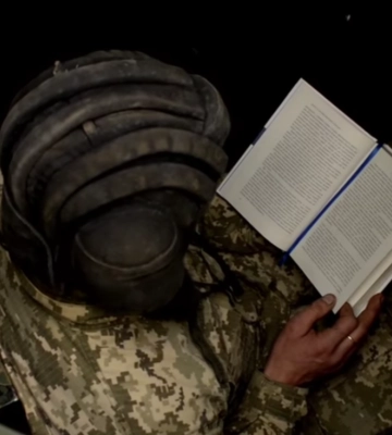 Рівненська обласна бібліотека ініціювала акцію зі збору книг для воїнів