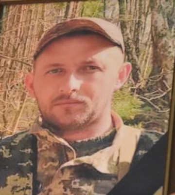 Повернувся з-за кордону та пішов на фронт: морпіх з Волині загинув при штурмі позицій ворога Повернувся з-за кордону та пішов на фронт: морпіх з Волині загинув при штурмі позицій ворога
