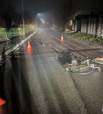 Жителя Рівненського району засудили до 3,6 років ув’язнення за наїзд на велосипедиста та втечу з місця ДТП