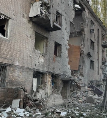 У Запоріжжі внаслідок авіаударів руйнувань зазнали багатоповерховий та шість приватних будинків
