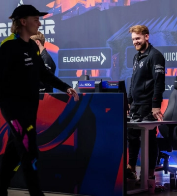 NAVI – G2. Финал BLAST Premier Fall Final. Смотреть онлайн LIVE