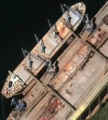 Вивезення зерна з Криму: капітану затриманого судна повідомили про підозру