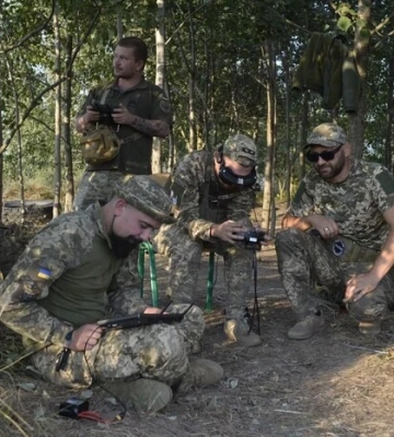 Підполковник ЗСУ заявив, що необхідно мобілізувати держслужбовців Підполковник ЗСУ заявив, що необхідно мобілізувати держслужбовців