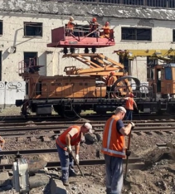 Укрзалізниця відновила рух поїздів на станції Запоріжжя-1