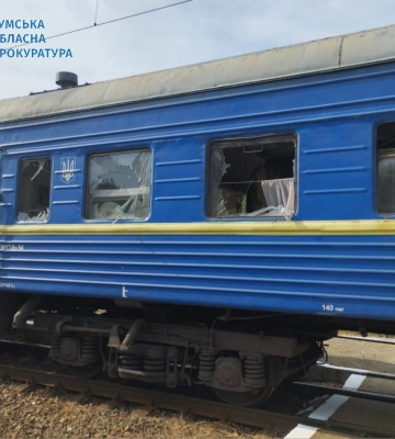 Ворог знову атакував FPV-дронами залізничний вокзал на Сумщині – є поранені