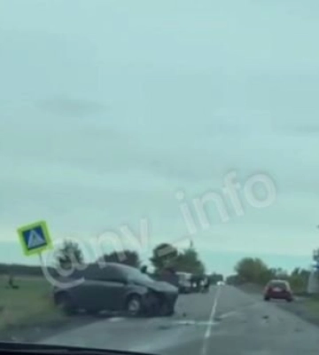 Зіткнулися Renault та Volkswagen: на Волині сталася ДТП з постраждалими