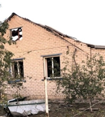 Рашисти скинули авіабомби на прикордонне село на Харківщині, є постраждалі