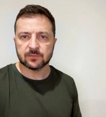 Близько сотні авіабомб щодня використовує Росія проти України – звернення президента