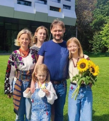 "Безпечних" міст немає: WP розповів, як зараз живе львів'янин, сім'ю якого вбила Росія