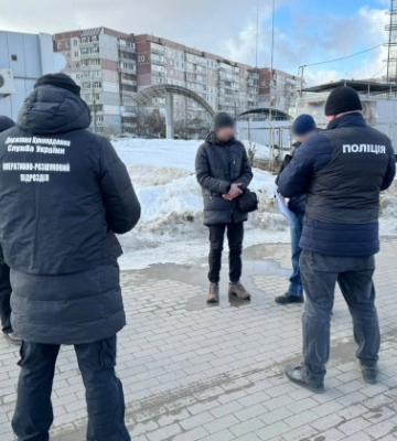 На Сумщині судитимуть чоловіка, який організував схему ухилення від мобілізації