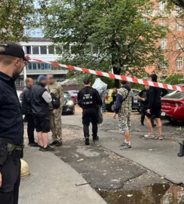 На столичній Оболоні виявили уламки ворожого дрона біля житлового будинку - мер