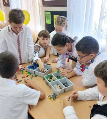 Завдяки співробітництву з Японським агентством у ліцеї Саф’янівської громади відкрили сучасний цифровий освітній центр