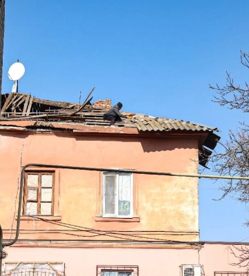 Ворог за добу обстріляв 17 населених пунктів Херсонщини - один загиблий, 12 поранених