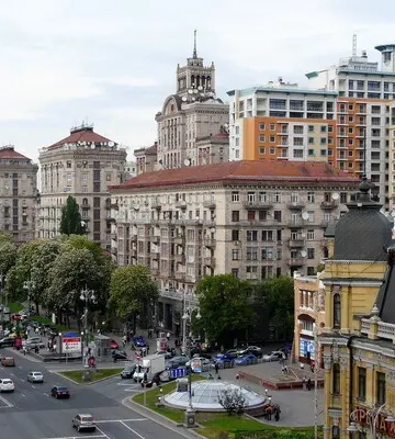 У День захисників і захисниць України в Києві зупинять рух в центрі міста під час хвилини мовчання