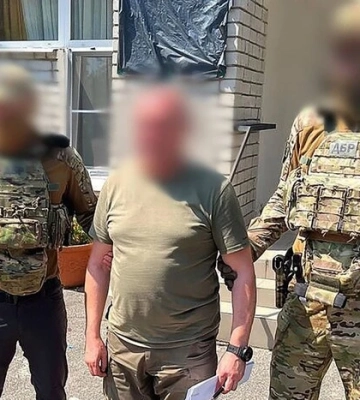 Привлекал подчиненных к ремонту недвижимости: эксначальника Запорожского ОТЦК будут судить