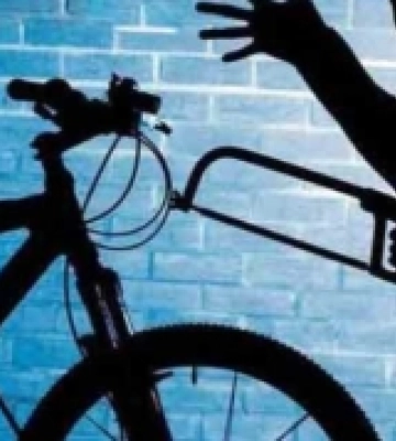 У Хусті чоловік викрав велосипед під час воєнного стану