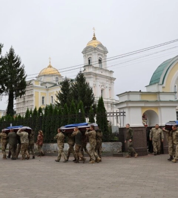 У Луцьку попрощалися з трьома полеглими героями