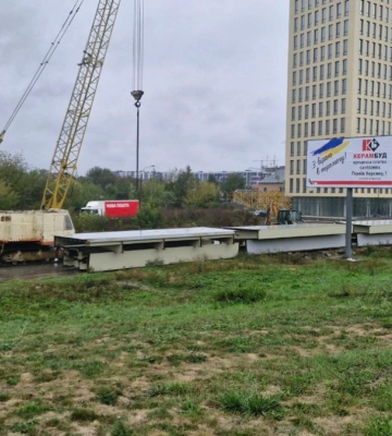 Чи розпочалася реставрація під ребцентр у Франківську на вулиці Тарнавського, 12?