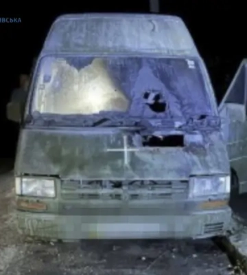 На замовлення підпалювали автівки в Івано-Франківську – повідомлено про підозру двом місцевим жителям