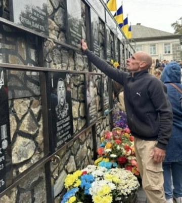 У Джурині відкрили Меморіал пам’яті та слави загиблим Героям