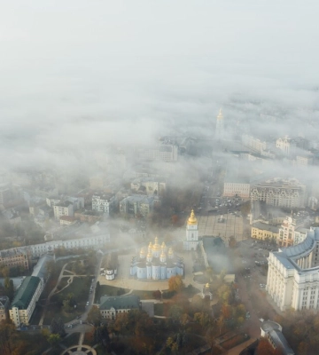 Київ очолив світовий рейтинг міст з найбільш забрудненим повітрям: що робити містянам