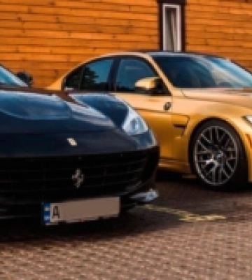 На Рівненщині власники елітних авто сплатили понад два мільйони гривень податку