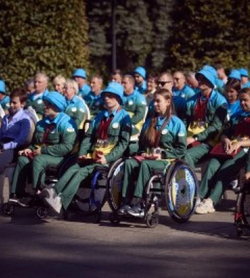 Володимир Зеленський нагородив орденами миколаївських паралімпійців та їх тренерів