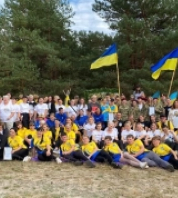 Серед освітян у громаді на Рівненщині провели спортивно-масові змагання з туризму