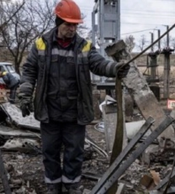 Оккупанты атаковали дронами энергетиков ДТЭК, работавших на Днепропетровщине