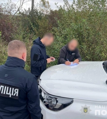 Поліція Закарпаття заблокувала схему незаконного привласнення державних коштів через махінації з лісопродукцією