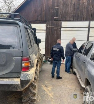 Поліція Закарпаття заблокувала схему незаконного привласнення державних коштів через махінації з лісопродукцією
