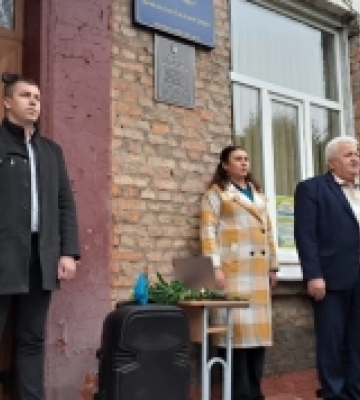 У Ковельській громаді відкрили меморіальні дошки на фасадах шкіл, де навчались полеглі Герої