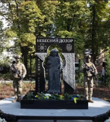 У Києві з&#039;явилась меморіальна скульптура на честь загиблих прикордонників 