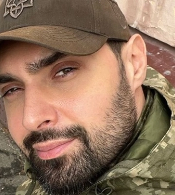 &quot;Було страшно&quot;: відомий співак-воїн розповів, як ледве не загинув на фронті