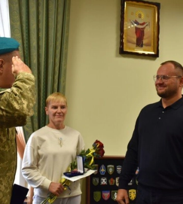 Луцький міський голова Ігор Поліщук вручив військовим державні нагороди