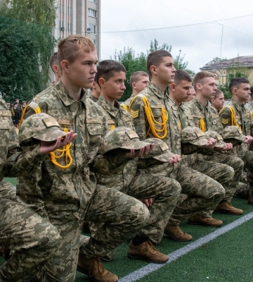 У Луцьку майже 450 ліцеїстів склали присягу на вірність українському народові (Фото)