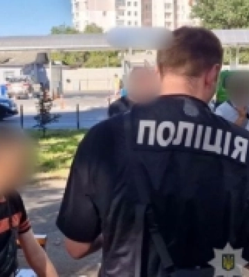 В Одесі затримали місцевого мешканця за незаконні оборудки з наркотичними засобами