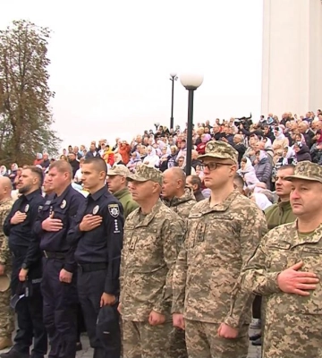 Молилися за тих, хто боронить нас: День захисника і захисниці відзначили в Рівному (ВІДЕО)