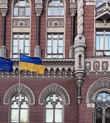 Курс валют на 2 жовтня: долар несуттєво піднявся у ціні