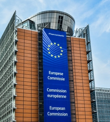 Фон дер Ляєн оголосить у Києві про кредит на 35 млрд євро під російські активи, - FT