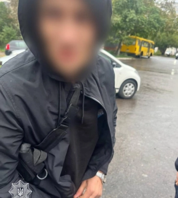 У Рівному затримали чоловіка, що перебував у розшуку